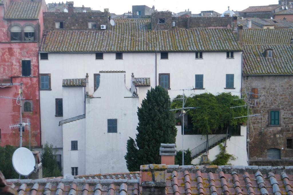 Del Gallo *